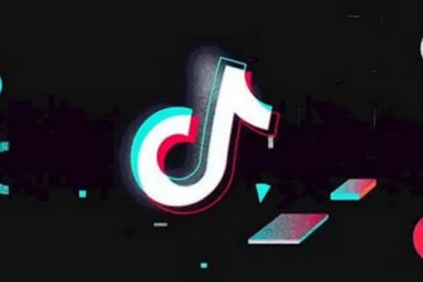 怎样把抖音发到某个群里？